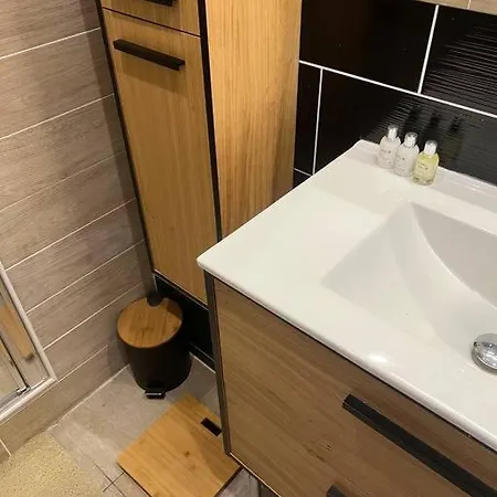 Apartment Style Standing 2 A 6 Personnes *